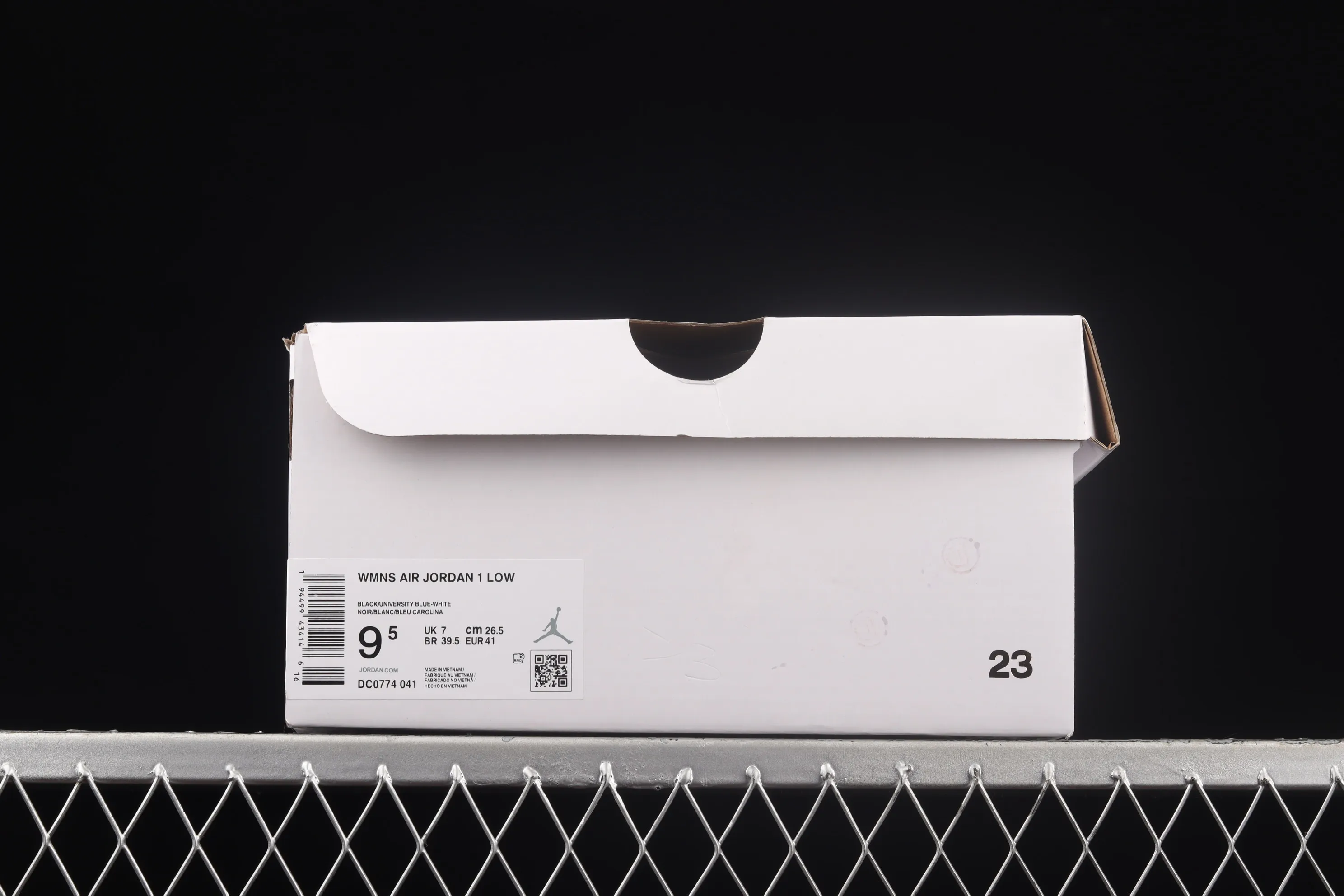 All categories Air Jordan Jordan series basketball shoes Air Jordan 1 Low Air Jordan AJ1 Low AJ1 Joe 1 black blue and white low-top cultural leisure sports basketball shoes DC0774-041